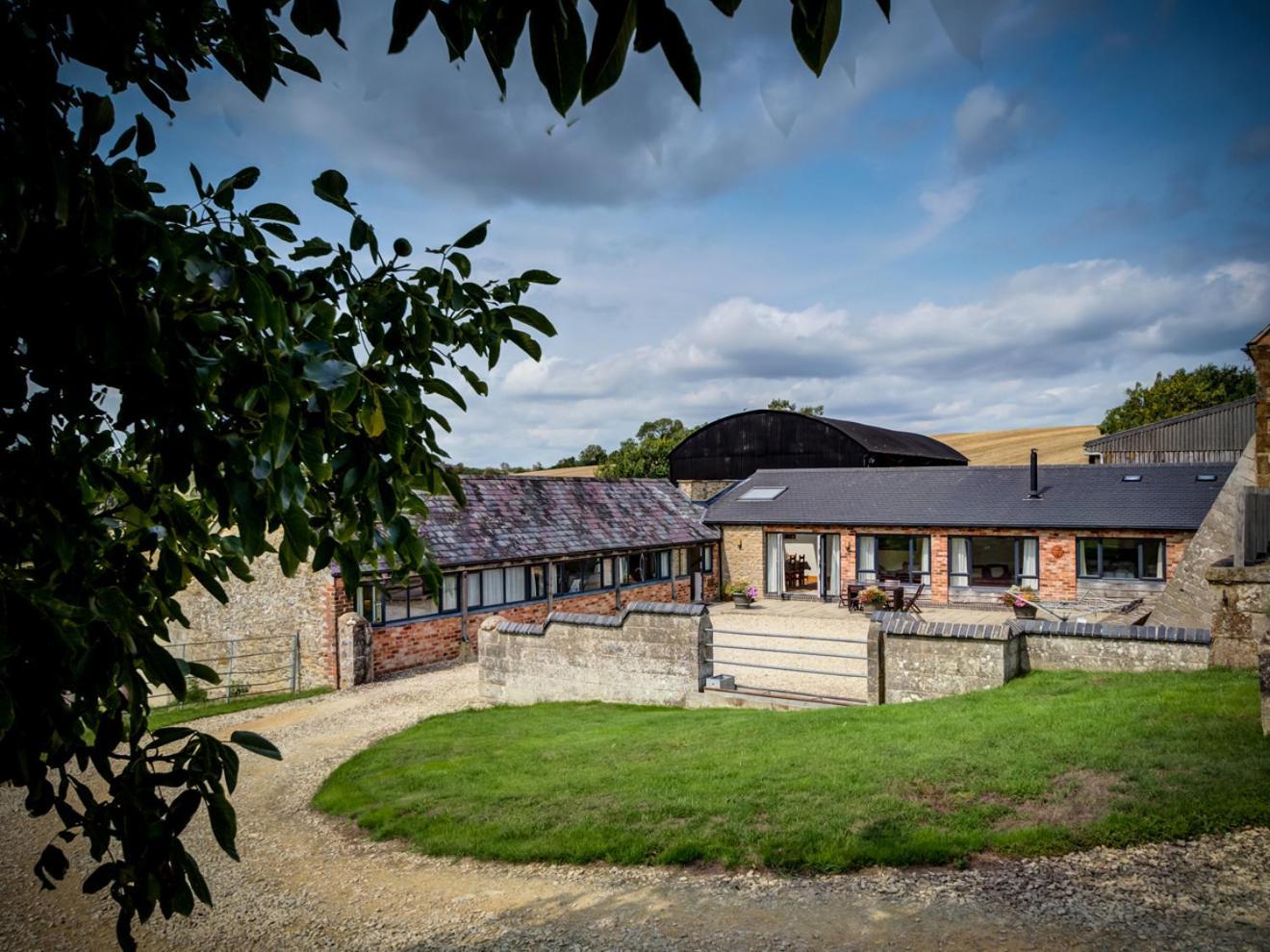 Wytons Piece Cherington Exterior foto